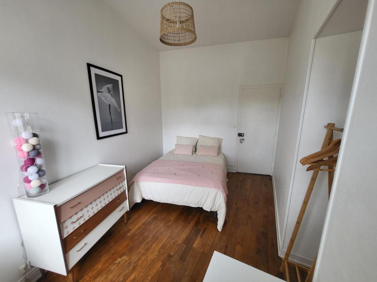 Ferienwohnung Le P'Tit Nid Parthenay Exterior foto